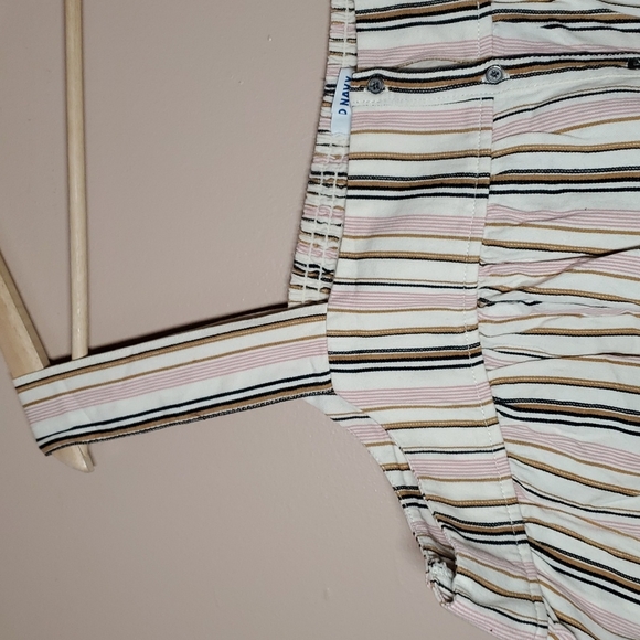 Old Navy Plus Size Blouse - Picture 3 of 4